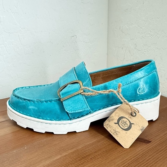 NEW BORN Contessa Turquoise Leather Buckle Platform Loafer Women’s Size 9.5 - Picture 2 of 10